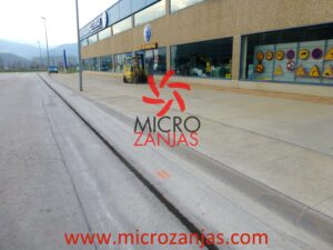 Trabajos de microzanjado e instalación de microductos en polígono industrial